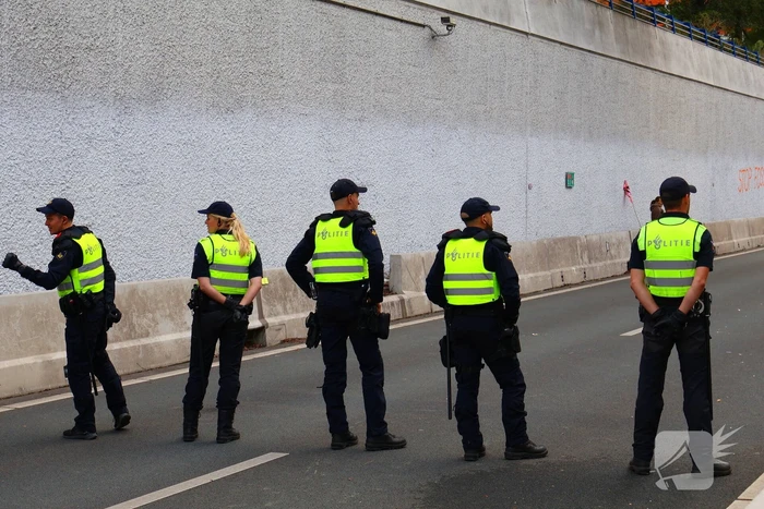 Weinig politie-inzet tijdens XR-blokkade wegens staking