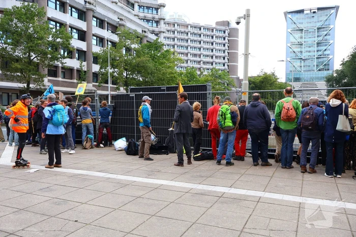 Weinig politie-inzet tijdens XR-blokkade wegens staking