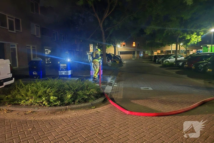 Brand in ondergrondse container snel geblust