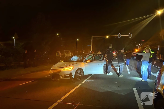 Scooterrijder gewond bij harde botsing met auto
