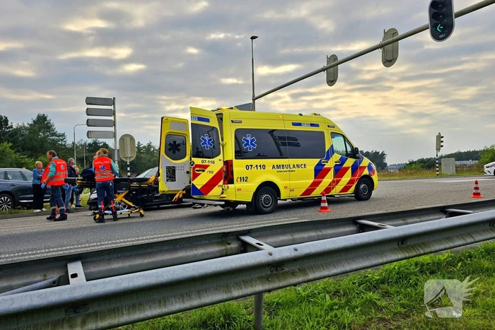 Meerdere gewonden bij botsing tussen twee voertuigen