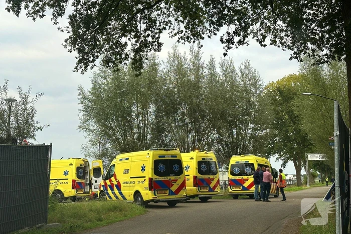 Motor rijdt publiek in, persoon van organisatie overleden
