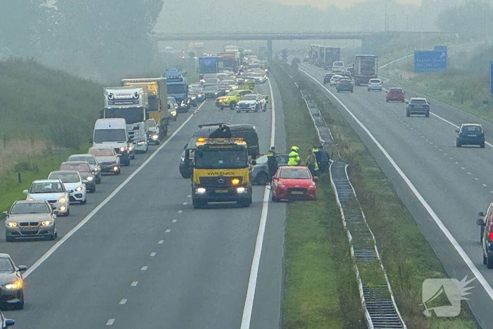 Veel schade bij kettingbotsing