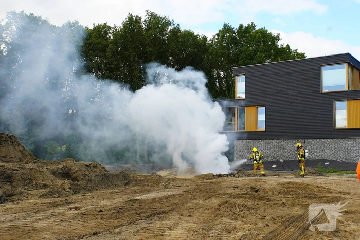 Poederblussers ingezet bij brand in stroomkast