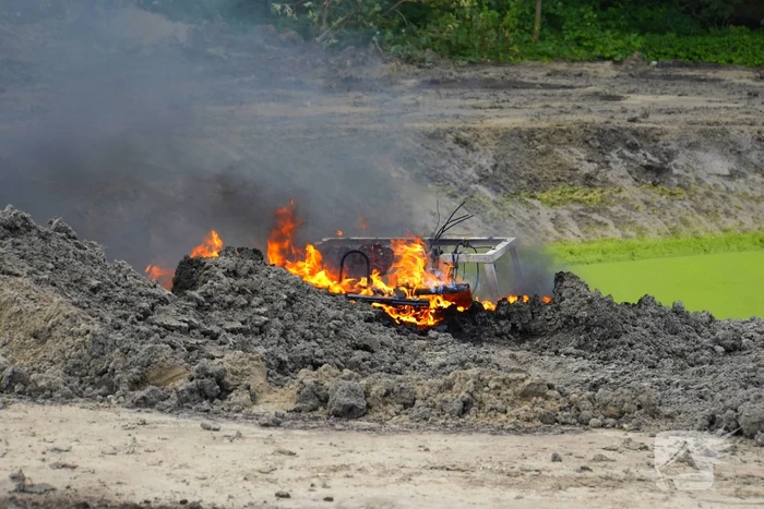 Poederblussers ingezet bij brand in stroomkast