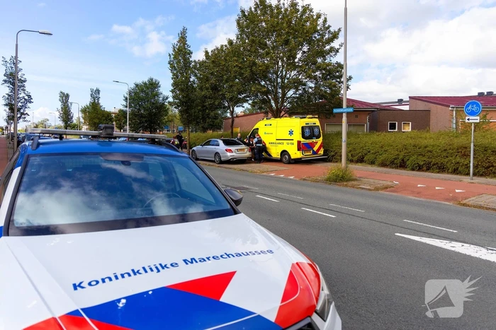 Scooterbestuurder gewond bij botsing met autodeur