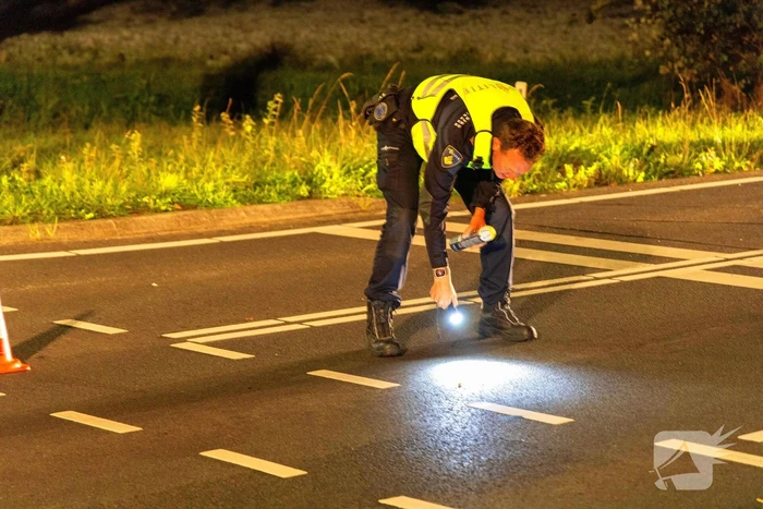 Fietser overlijd na botsing met auto