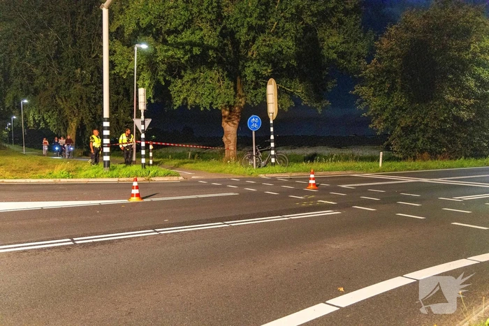 Fietser overlijd na botsing met auto