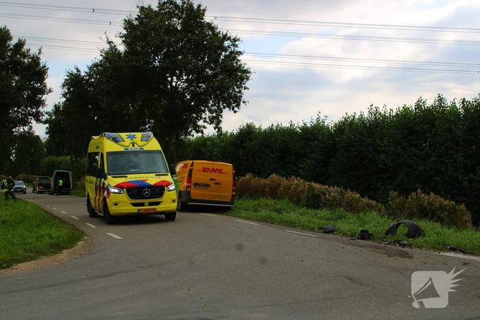 Buurtbus en bezorgbus klappen op elkaar