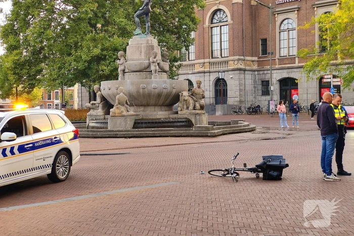 Fietsster gaat onderuit