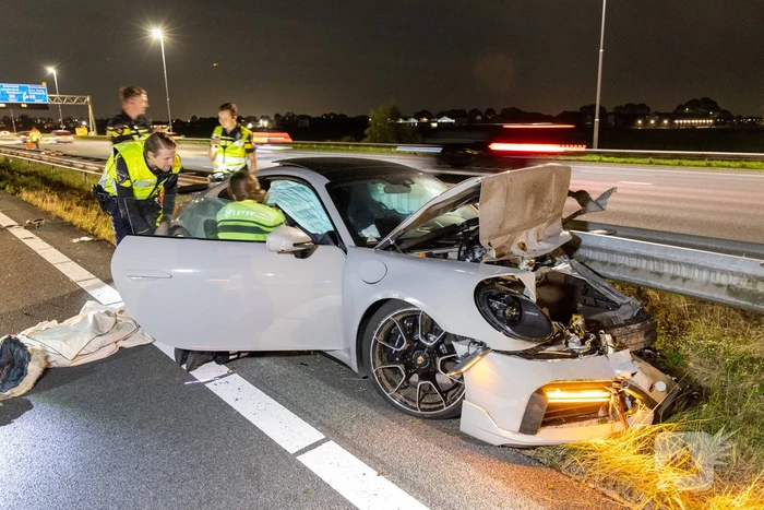 Peperdure Porsche total-loss na aanrijding