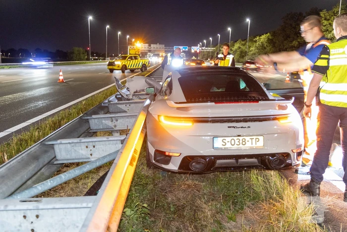 Peperdure Porsche total-loss na aanrijding