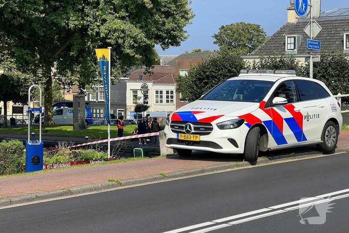 Politie doet onderzoek naar aantreffen overleden persoon