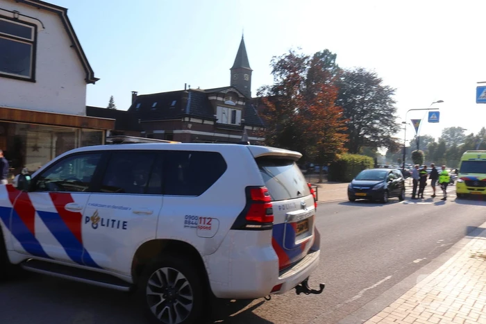 Voetganger aangereden op zebrapad