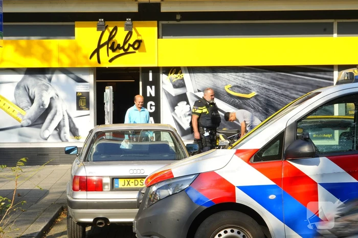 Gewapende overval op bouwmarkt: daders op scooters gevlucht
