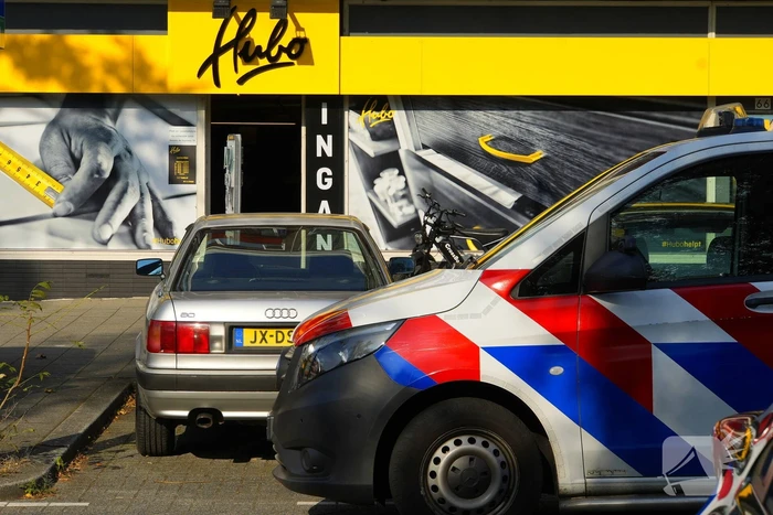 Gewapende overval op bouwmarkt: daders op scooters gevlucht