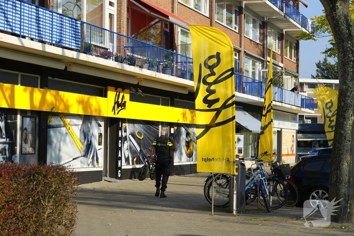 Gewapende overval op bouwmarkt: daders op scooters gevlucht