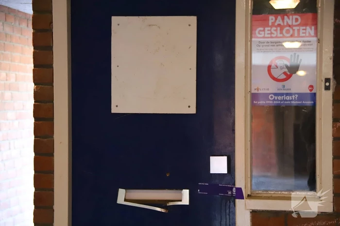 Woning gesloten na explosie bij voordeur