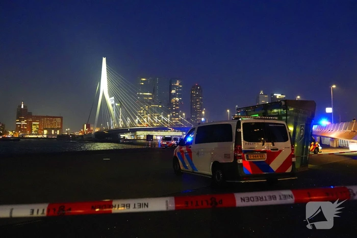 Dode en gewonde bij steekincident, verdachte gewond aangehouden