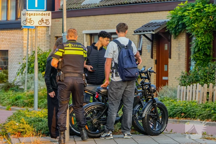 Jongere op fatbike aangereden door personenauto