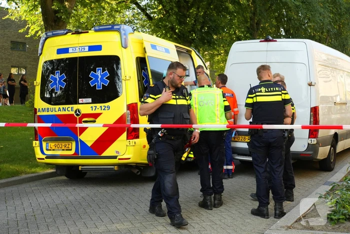 Persoon zwaargewond bij steekpartij