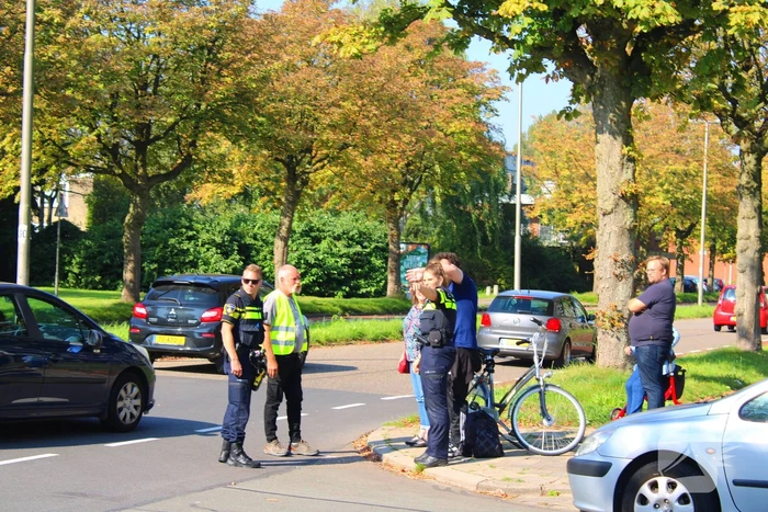 Fietser gewond bij botsing met auto