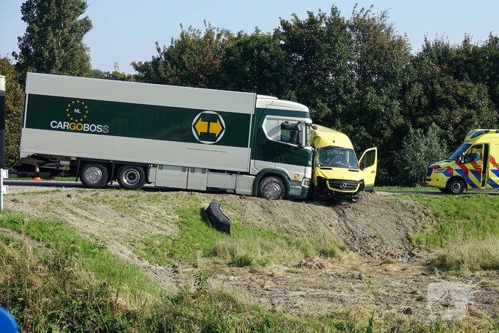 ongeval den oeverseweg - n240 slootdorp