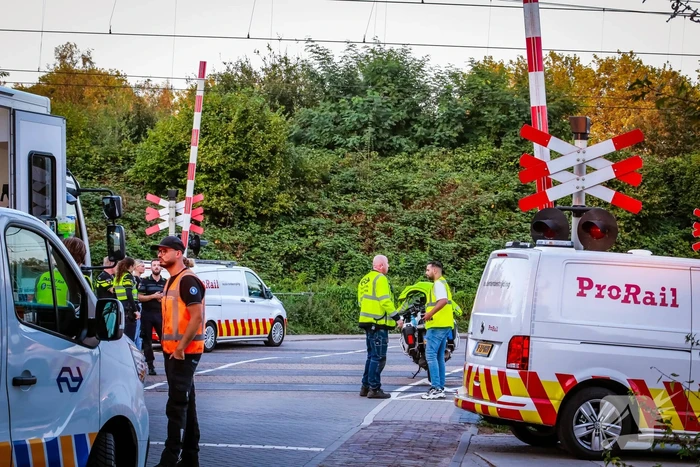 Scooterrijder overleden bij aanrijding met trein