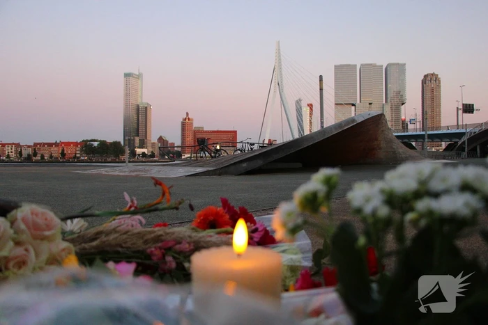 Bloemen bij plek dodelijke steekpartij