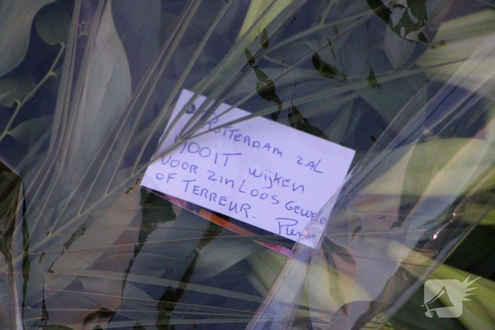 Bloemen bij plek dodelijke steekpartij