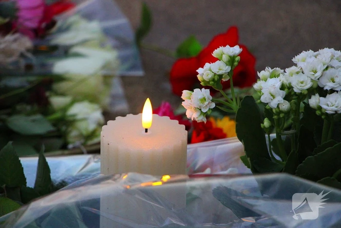 Bloemen bij plek dodelijke steekpartij