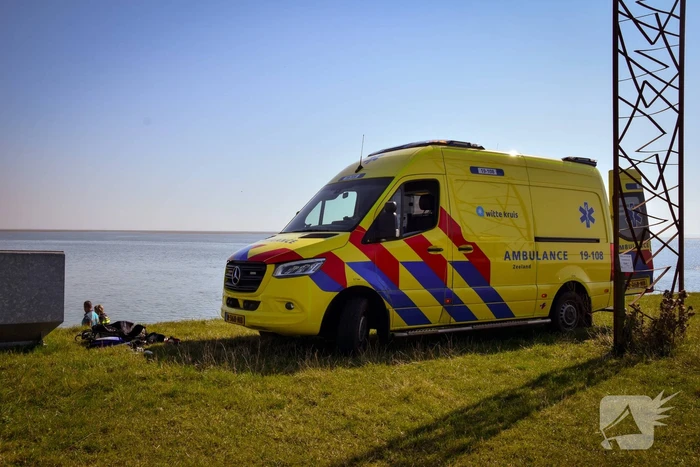 Duikers onwel geworden in water