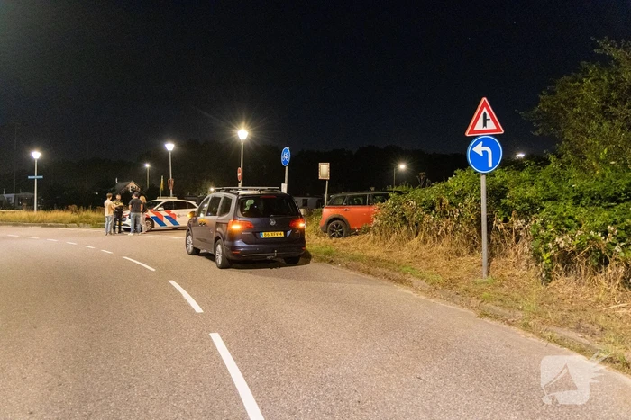 Minderjarige botst met personenauto tijdens joyride