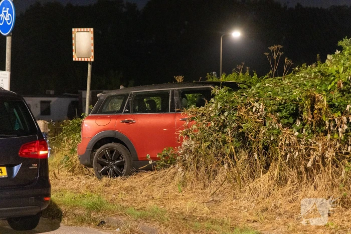 Minderjarige botst met personenauto tijdens joyride
