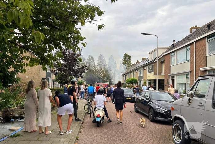 Veel rookontwikkeling bij schuurbrand