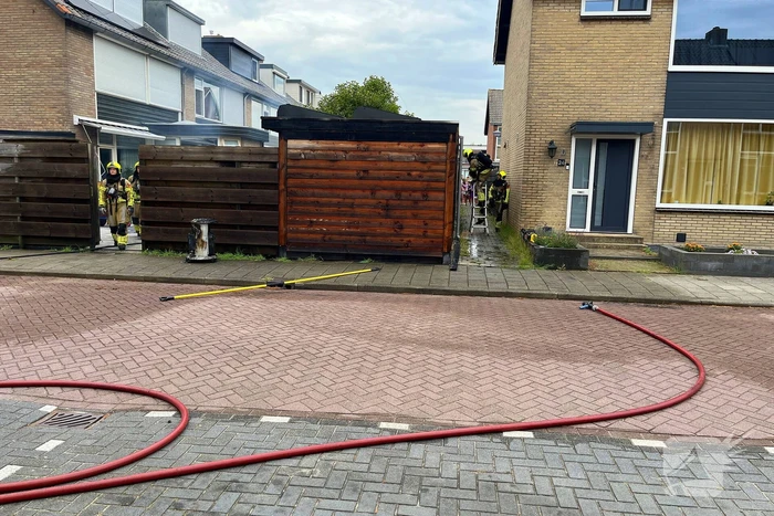 Veel rookontwikkeling bij schuurbrand