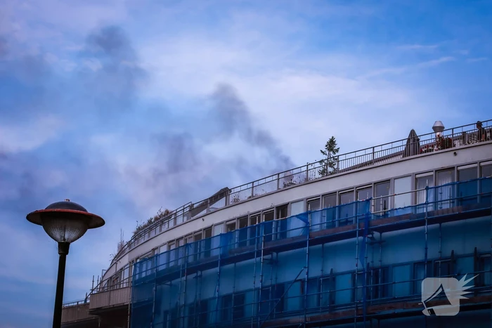 Veel rook bij brand in afhaalrestaurant