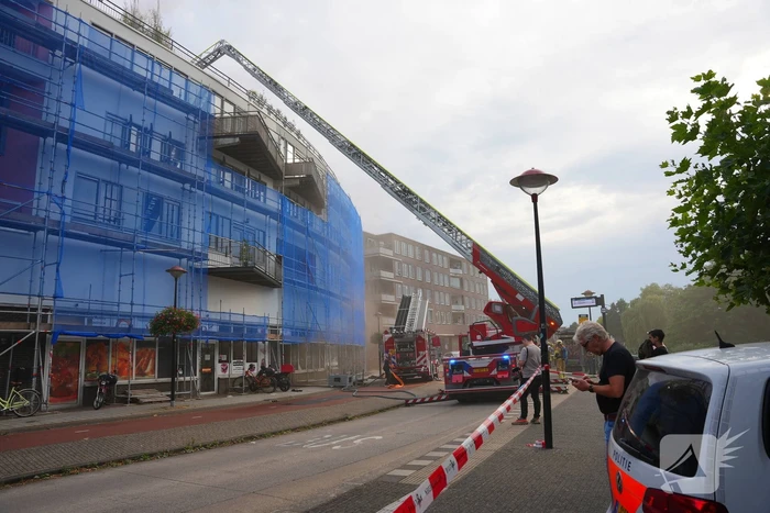 Veel rook bij brand in afhaalrestaurant