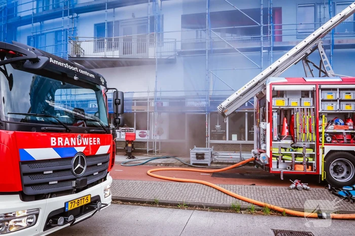 Veel rook bij brand in afhaalrestaurant