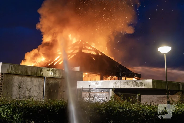 brand de twaalfmaat uitgeest