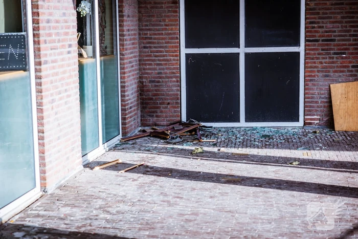 Enorme schade en woningen onbewoonbaar