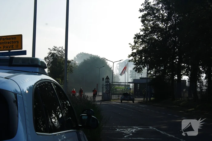 Brand in loods zorgt voor forse rookontwikkeling