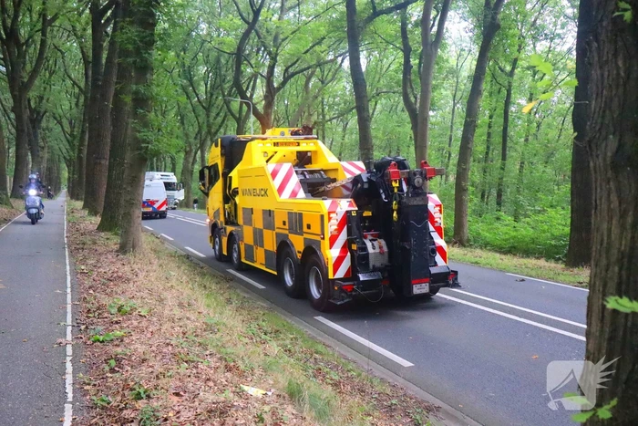 Ernstig ongeval tussen vrachtwagen en personenauto