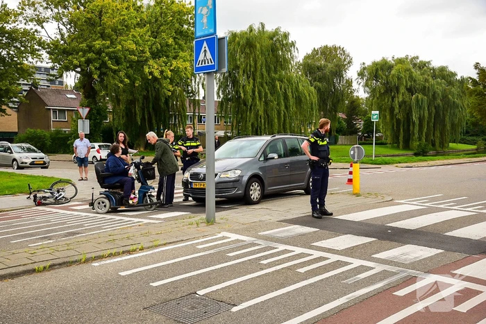 Kind op fiets aangereden bij oversteekplaats
