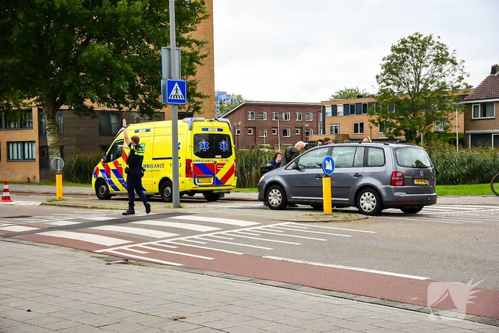 Kind op fiets aangereden bij oversteekplaats