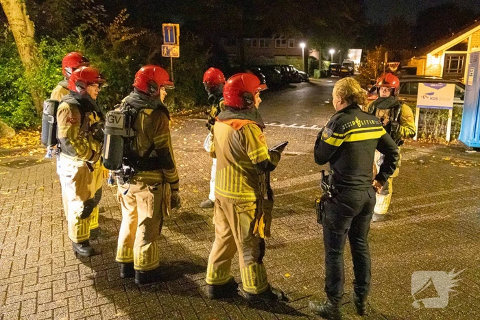Explosie in achtertuin, politie doet onderzoek