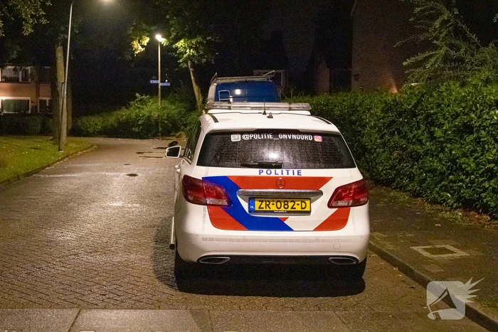 Explosie in achtertuin, politie doet onderzoek