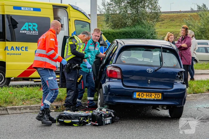 Traumateam ingezet na botsing tussen twee voertuigen