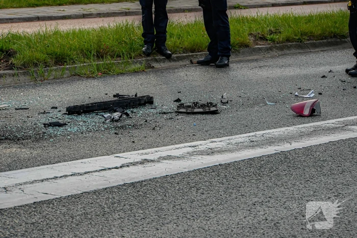 Traumateam ingezet na botsing tussen twee voertuigen