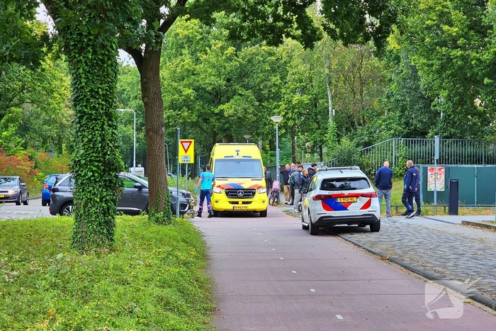 Scooterrijder en fietser in aanrijding op fietspad